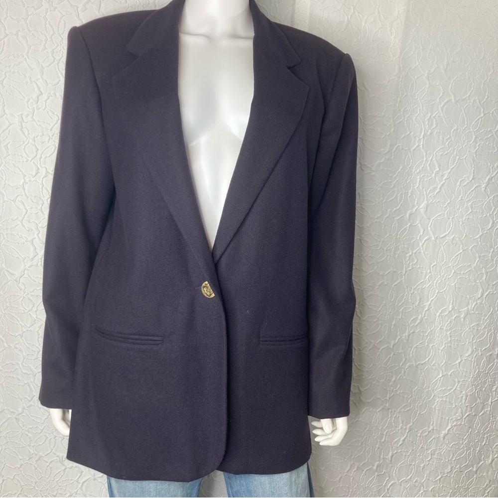 ✨ Vintage Sag Harbor Wool Blazer – Classic 80s Power Piece ✨ - Picture 5 of 15